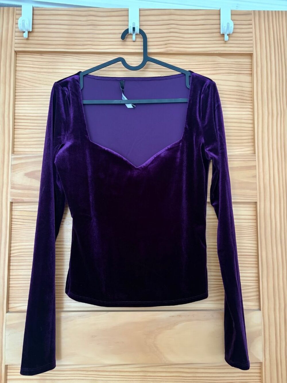 Top velours violet manches longues / Purple Velvet Top – M